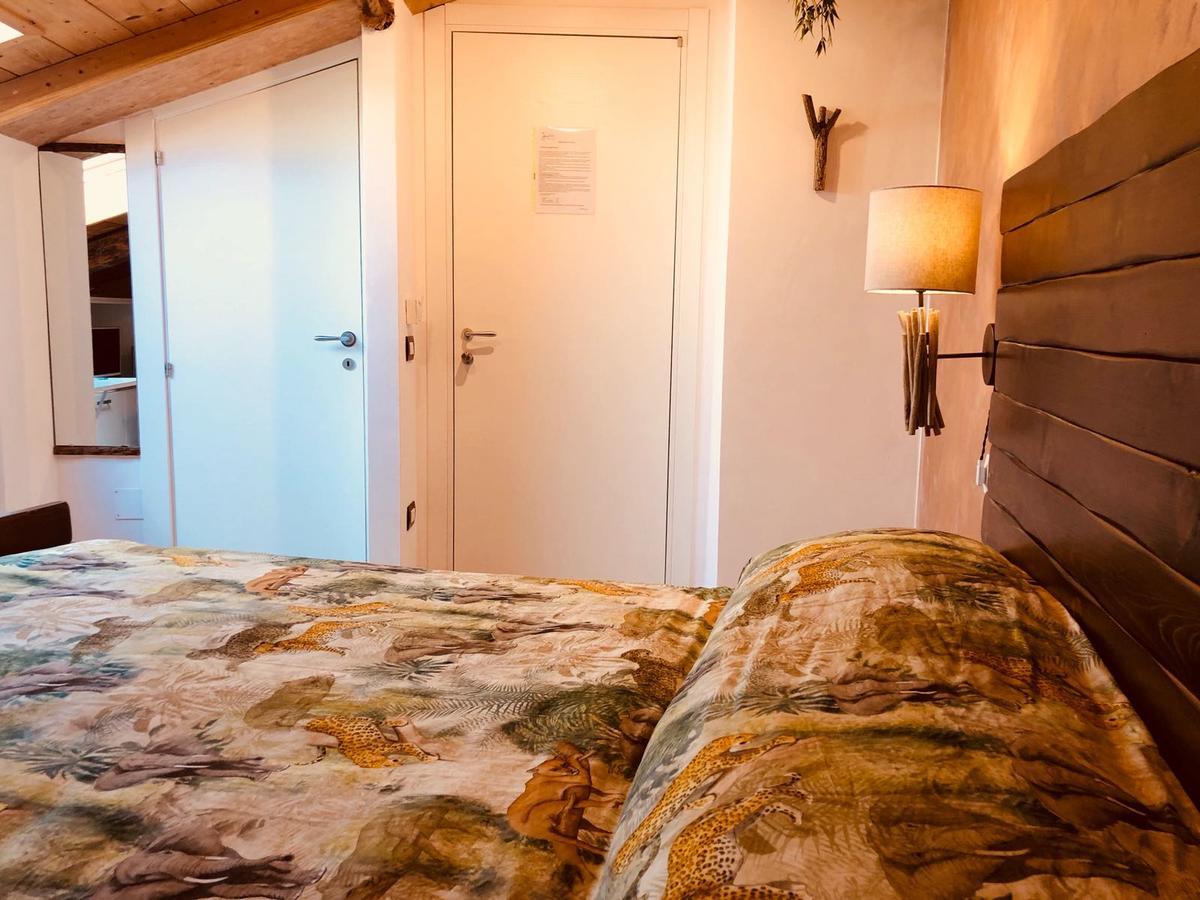 B&B La Mansarda Неаполь Экстерьер фото